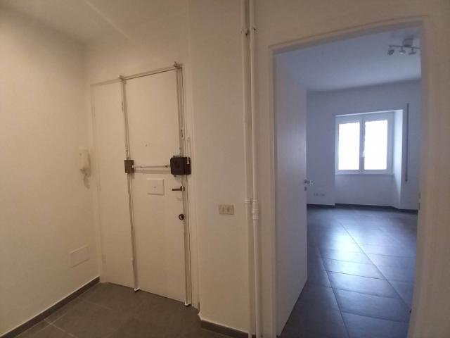 Affittasi Appartamento, MONTEVERDE VECCHIO STRADA PRIVATA Annunci Roma Roma Rif.627569