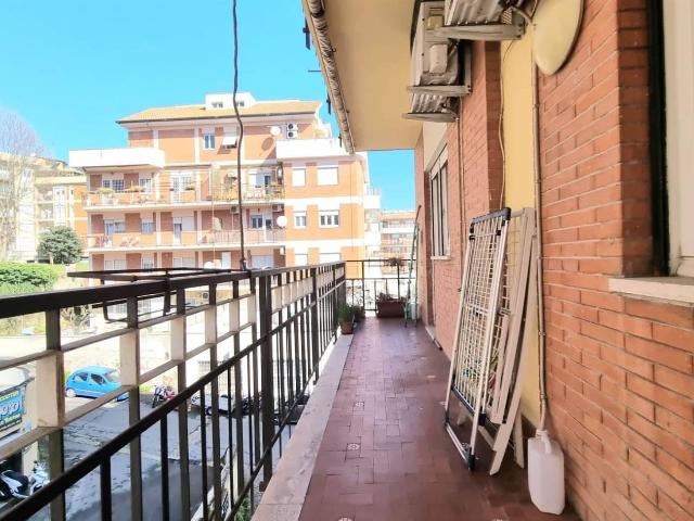 Affittasi Appartamento, NUOVO SALARIO Via Ugo Della Seta Annunci Roma, Zona Nuovo Salario Rif.647066