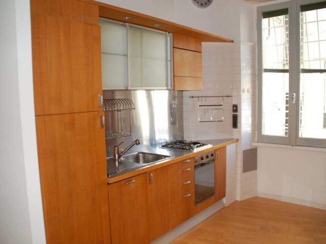 Affittasi Appartamento, AVENTINO COLLE PIAZZA GIUNONE REGINA Annunci Roma, Zona Aventino Rif.2129