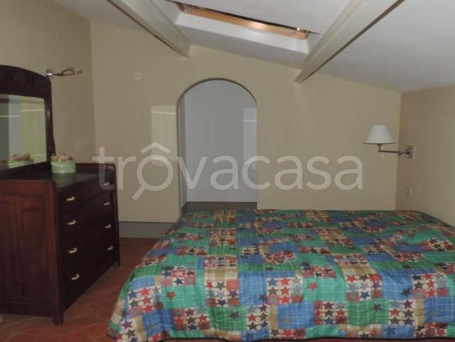 Affittasi appartamento a Cascina, Centro