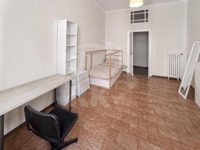 Affittasi appartamento a Bologna via dell'Indipendenza, 38, Centro Storico
