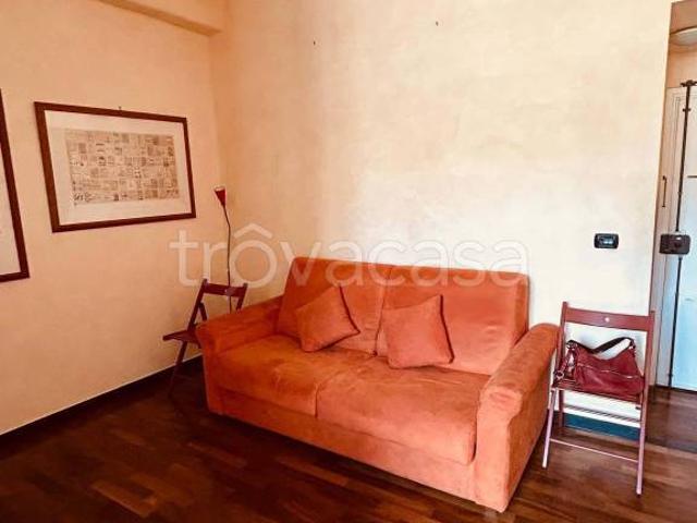 Affittasi appartamento a Genova piazza delle Erbe, Molo