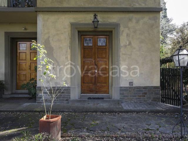 Affittasi appartamento a Firenze via Luigi Pampaloni, Cintoia Le Torri
