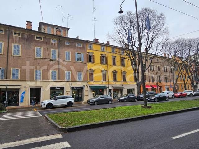 Affittasi appartamento a Modena, Centro Storico