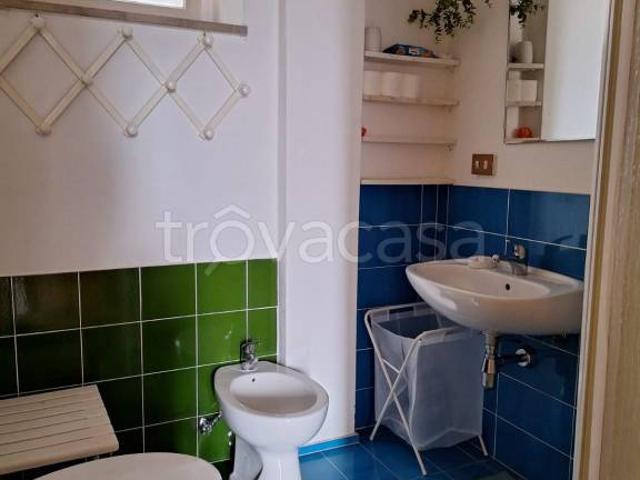 Affittasi appartamento a Montauro