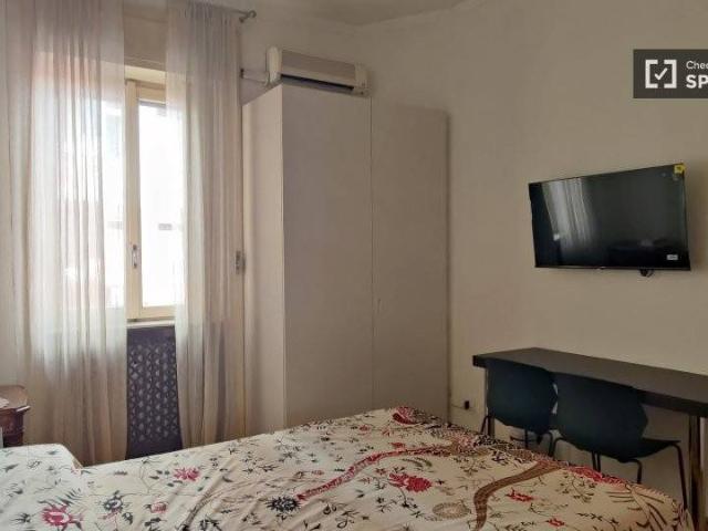 Affittasi appartamento a Milano via dei Pellegrini, Quadronno Crocetta