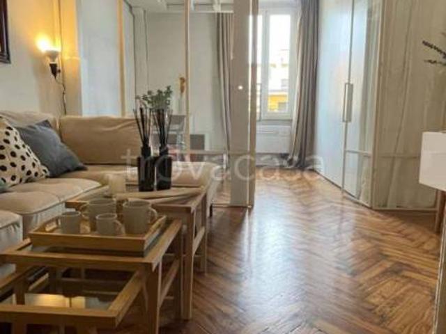 Affittasi appartamento a Milano via Nicola d'Apulia, Rovereto