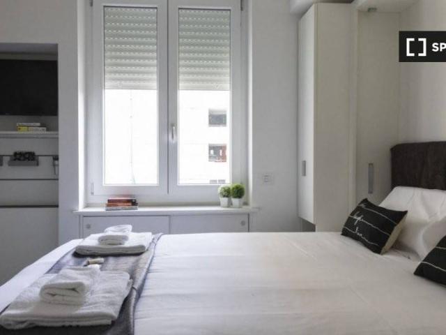 Affittasi appartamento a Milano via Ruggero Boscovich, Centrale