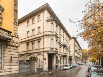 Affittasi appartamento a Torino corso Galileo Ferraris 33
