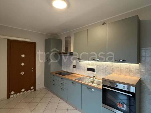 Affittasi appartamento a Torino via Pianezza