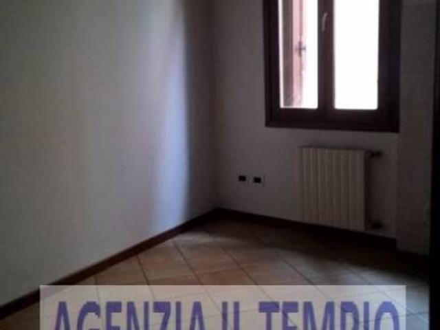 Affittasi appartamento a Vicenza, Centro città