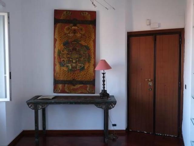 Affittasi Appartamento, Ampio e luminoso trilocale arredato con balconi Annunci Roma Roma Rif.636477
