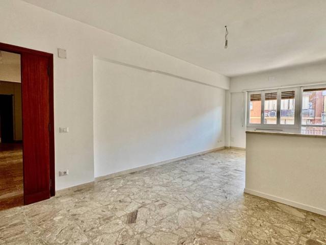 Affittasi Appartamento, Ampio trilocale Tor De Schiavi Annunci Roma Roma Rif.646692