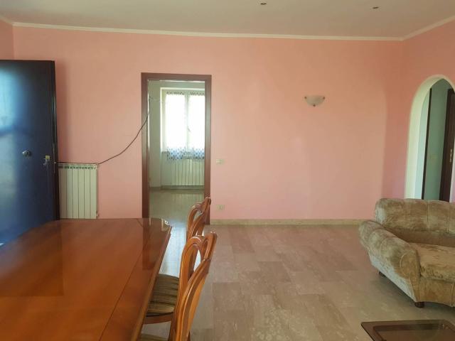 Affittasi Appartamento, Appartamento ampia metratura Annunci Roma Roma Rif.91587