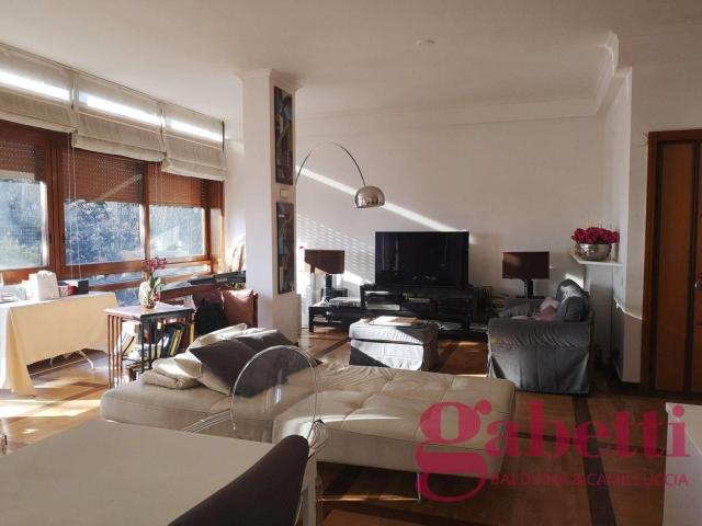 Affittasi Appartamento, Appartamento Annunci Roma Roma Rif.623239