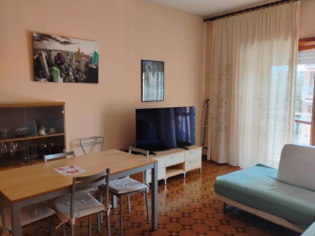 Affittasi Appartamento, Appartamento con ascensore Annunci Velletri Roma Rif.634462