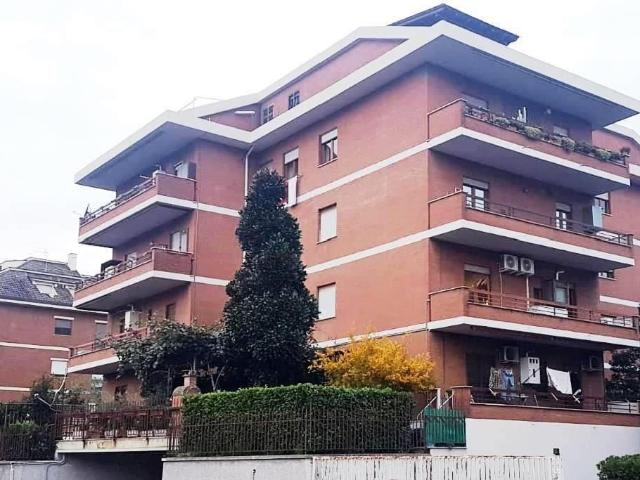 Affittasi Appartamento, APPARTAMENTO CON GARAGE Annunci Colleferro Roma Rif.611045