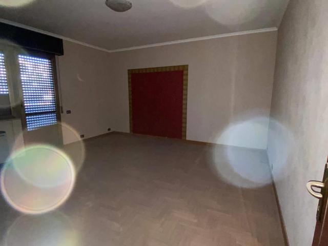 Affittasi Appartamento, appartamento con terrazzo Annunci Velletri Roma Rif.630122