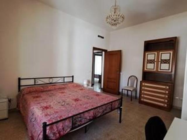 Affittasi Appartamento, Appartamento/stanze in Roma. Annunci Roma Roma Rif.485273
