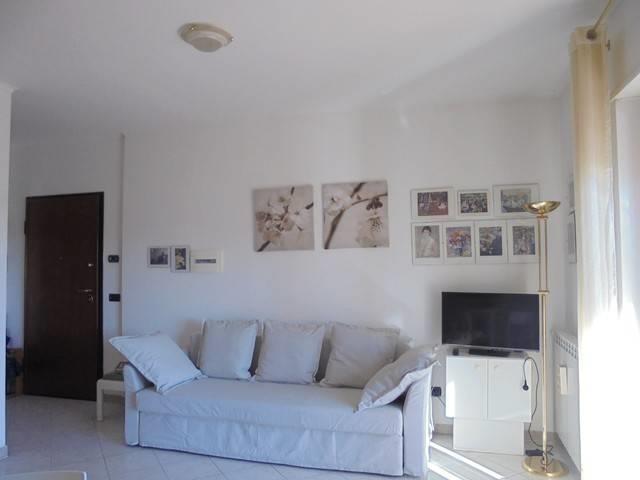 Affittasi Appartamento, Bilocale ottimo stato, primo piano, Centro, Bracciano Annunci Bracciano Roma Rif.641770
