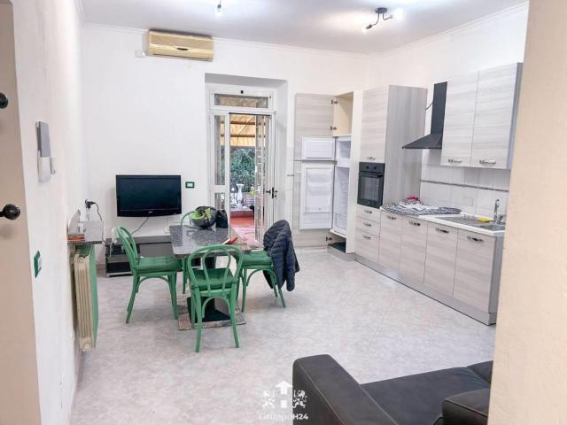 Affittasi Appartamento, BILOCALE PIANO TERRA CON TERRAZZO QUARTO MIGLIO Annunci Roma, Zona Quarto Miglio Rif.642575