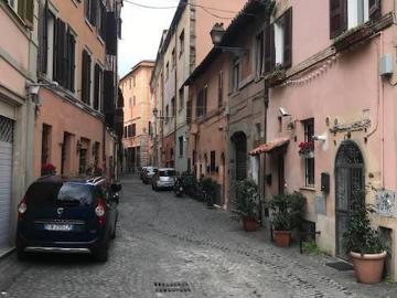 Affittasi Appartamento, Bilocale vicolo Moroni, Roma Annunci Roma, Zona Trastevere Rif.12827