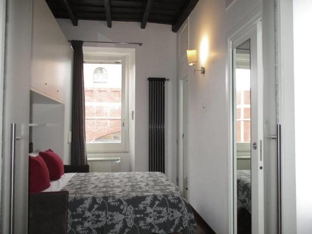 Affittasi Appartamento, Bilocale via di Porta Castello, Roma Annunci Roma, Zona Borgo Rif.82827