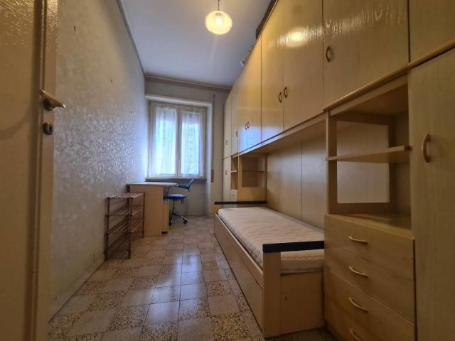 Affittasi Appartamento, Bilocale via di Sant'Ippolito, Roma Annunci Roma, Zona Bologna Rif.76844
