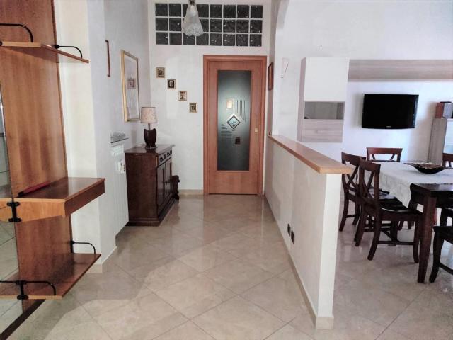 Affittasi Appartamento, Bilocale via Giuseppe Donati, Roma Annunci Roma Roma Rif.94982