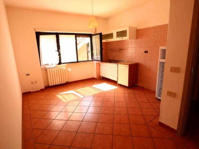 Affittasi Appartamento, Bilocale 40 mq, Capena Annunci Capena Roma Rif.47568