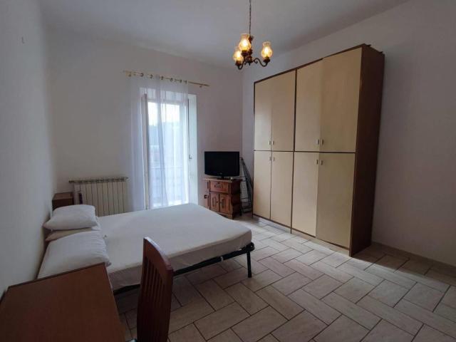 Affittasi Appartamento, Bracciano centralissimo appartamento arredato Annunci Bracciano Roma Rif.639422