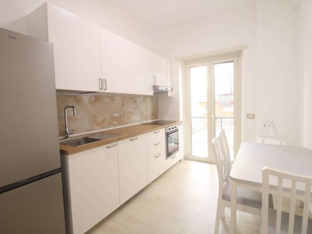 Affittasi Appartamento, CENTOCELLE CAMERA CON BAGNO PRIVATO Annunci Roma, Zona Centocelle Rif.647621