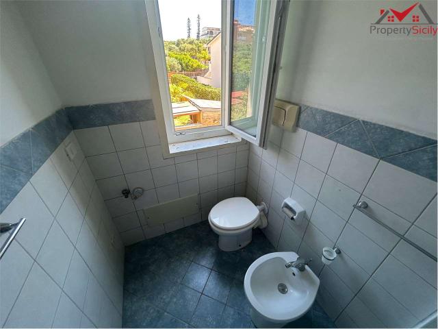 Affittasi appartamento con terrazza San Leone