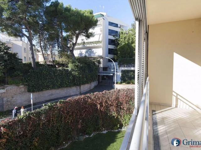 Affittasi Appartamento, DOMUS AVENTINO BILOCALE ARREDATO CANTINA POSTO AUTO Annunci Roma, Zona Aventino Rif.642014