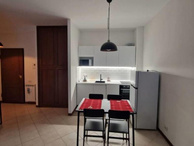 Affittasi Appartamento, Eur Torrino Sud Annunci Roma, Zona Torrino Rif.618423