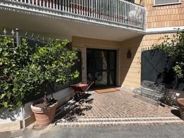 Affittasi Appartamento, Fleming Via G.Banti Annunci Roma, Zona Fleming Rif.645631