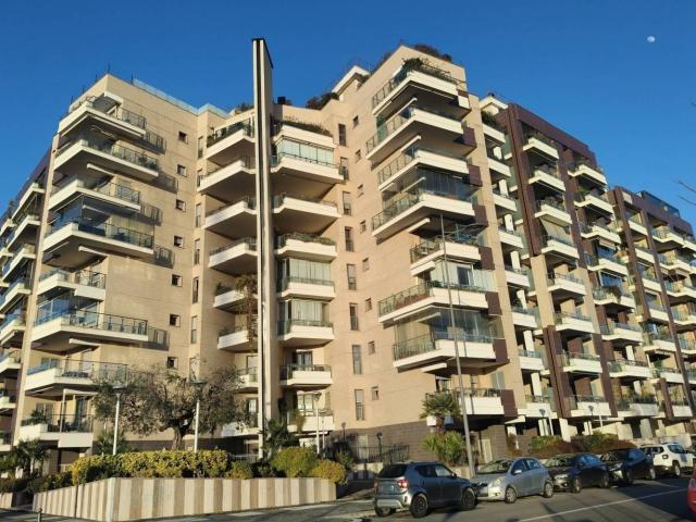 Affittasi Appartamento, Garbatella Annunci Roma, Zona Garbatella Rif.632058