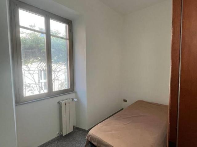 Affittasi Appartamento, GIARDINETTI Ampia Camera Doppia Ristrutturata Annunci Roma, Frazione Giardinetti Rif.647343