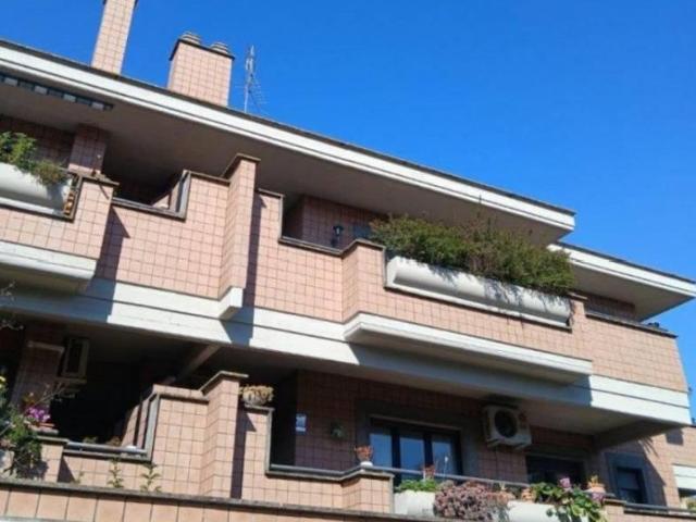 Affittasi Appartamento, Labaro Bilocale via Rubra Annunci Roma, Zona Labaro Rif.646153