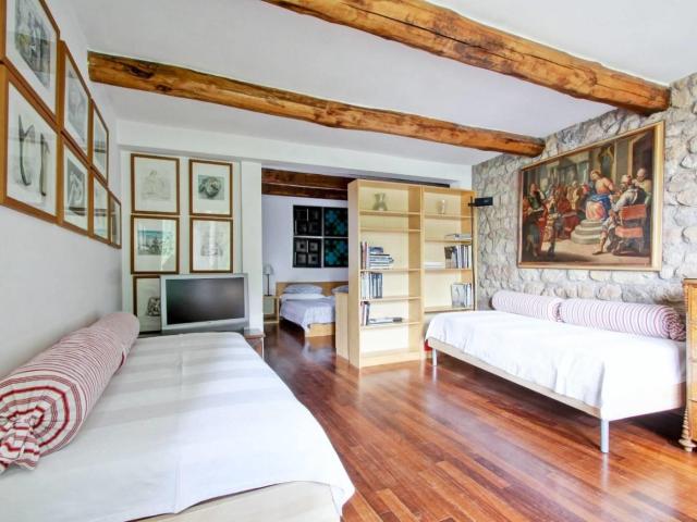 Affittasi Appartamento, Loft arredato a Villa Borghese Annunci Roma, Zona Flaminio Rif.645811
