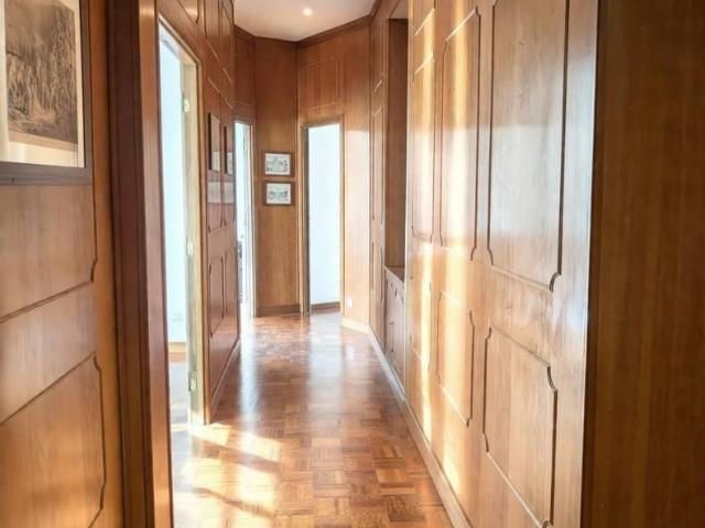 Affittasi Appartamento, Parioli elegante appartamento 160 mq arredato con balconi e Annunci Roma Roma Rif.641050