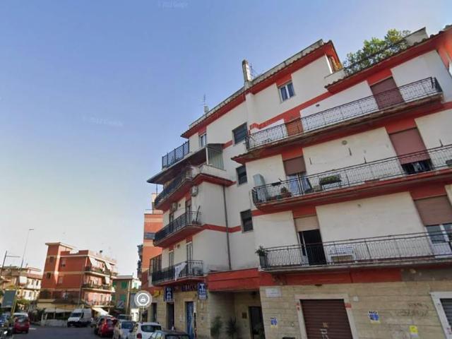 Affittasi Appartamento, QUADRILOCALE AMPIO IN ZONA FIDENE Annunci Roma Roma Rif.513593