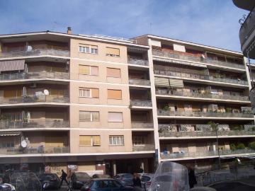 Affittasi Appartamento, Quadrilocale Annunci Roma Roma Rif.647281