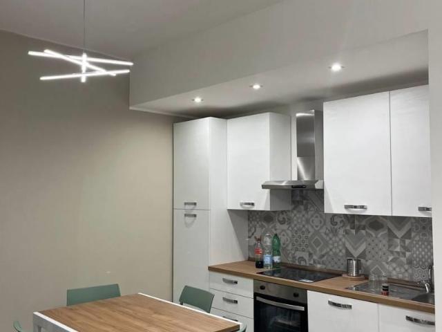 Affittasi Appartamento, Stanza inappartamento per studente Annunci Roma, Zona Trigoria Rif.636778