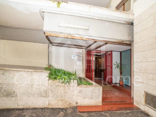 Affittasi Appartamento, SAN PAOLO AFFITTO BILOCALE RISTRUTTURATO CON TERRAZZO Annunci Roma, Zona San Paolo Rif.78566