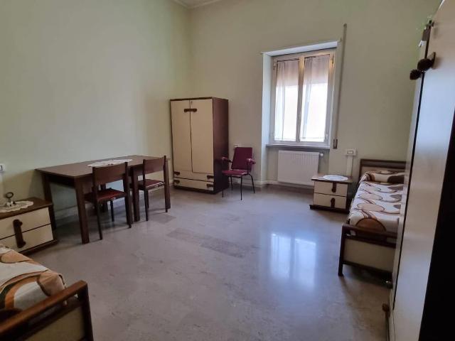 Affittasi Appartamento, TUFELLO camera singola per Studentesse/Lavoratrici Annunci Roma Roma Rif.649274
