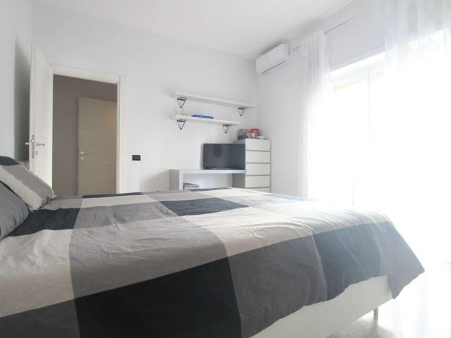 Affittasi Appartamento, TIBURTINA/CASAL BRUCIATO STANZA IN AFFITTO Annunci Roma Roma Rif.647616