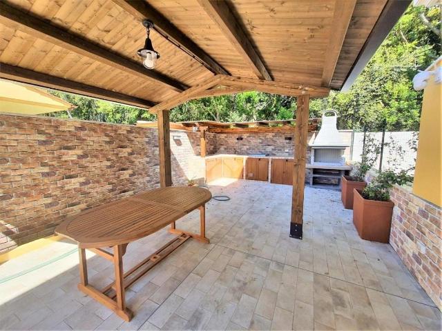Affittasi Appartamento, Trilocale Annunci Anzio Roma Rif.636980