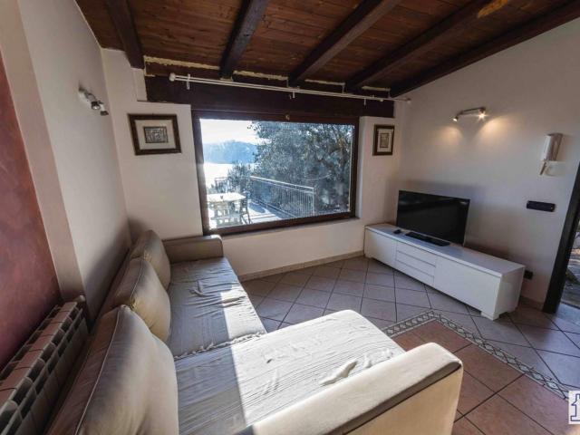 Affittasi Appartamento, Trilocale Annunci Castel Gandolfo Roma Rif.642250