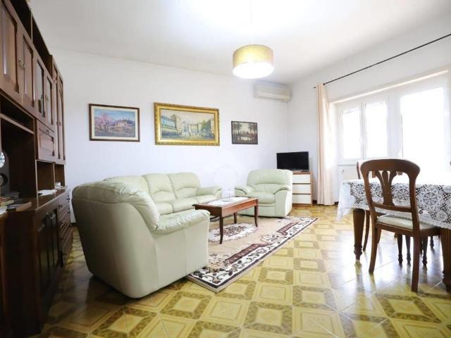 Affittasi Appartamento, Trilocale Annunci Roma Roma Rif.627641